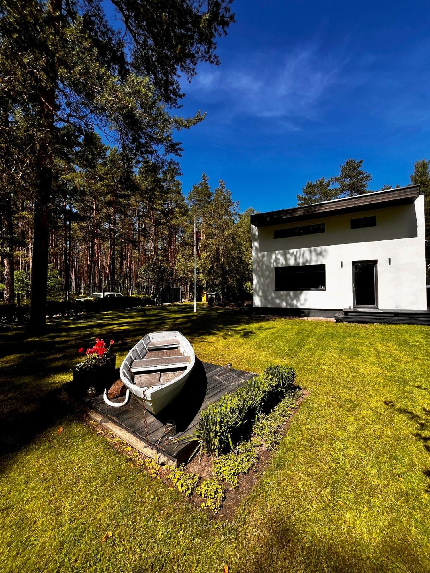 - Close To The Sea And Villa *