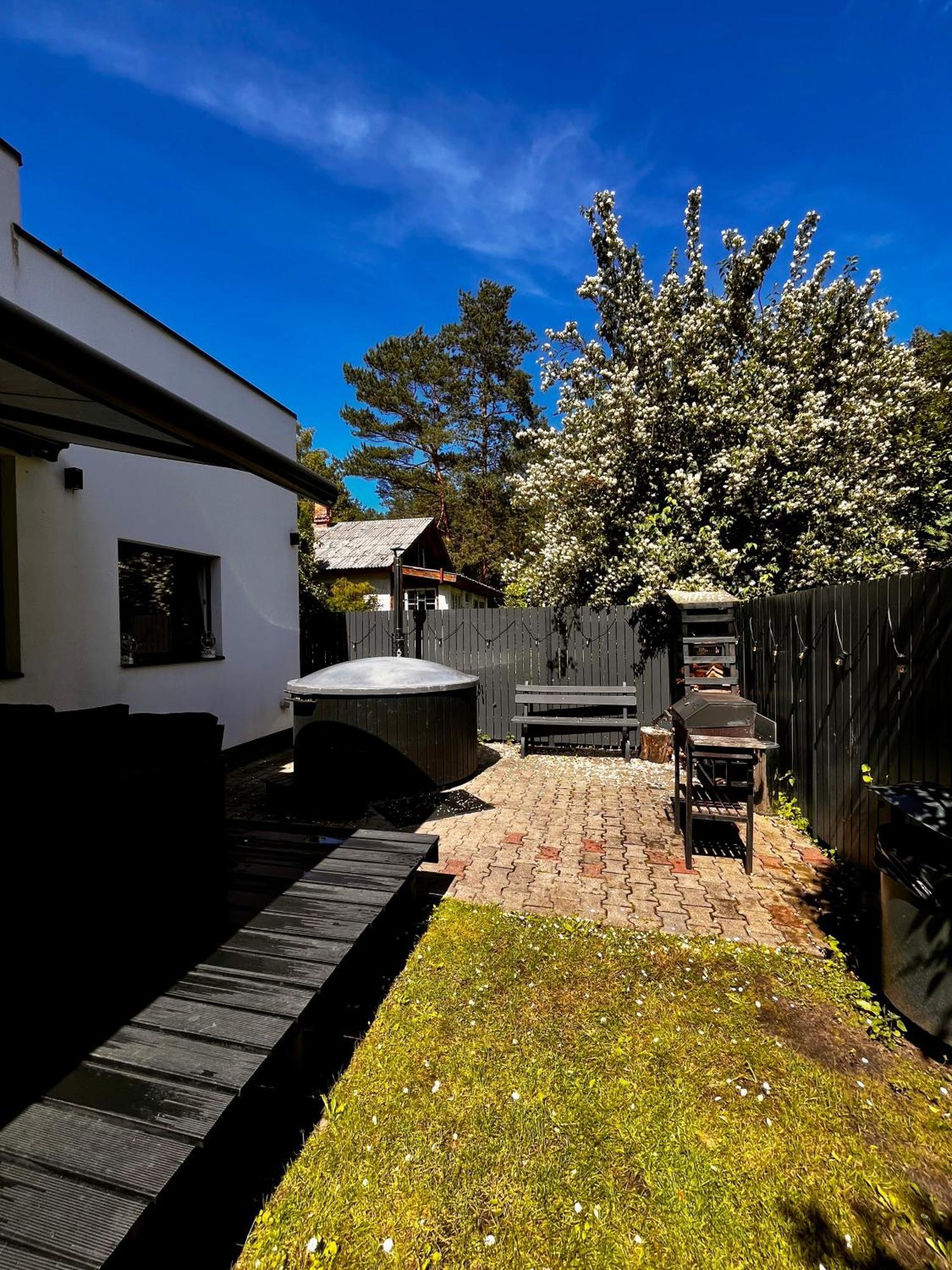 - Close To The Sea And Villa *