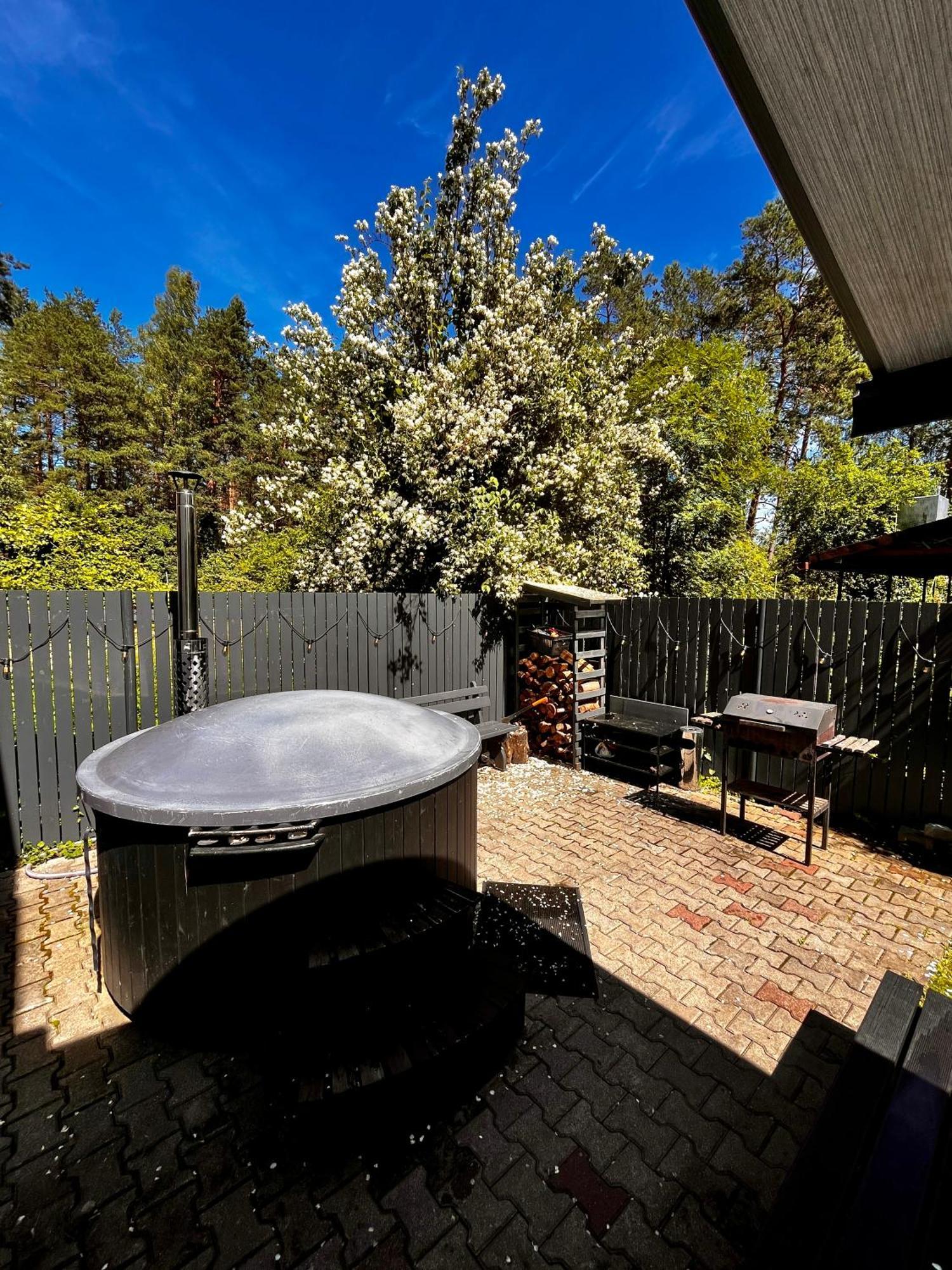 Gauja - Close To The Sea And Villa Gauja (Carnikava)